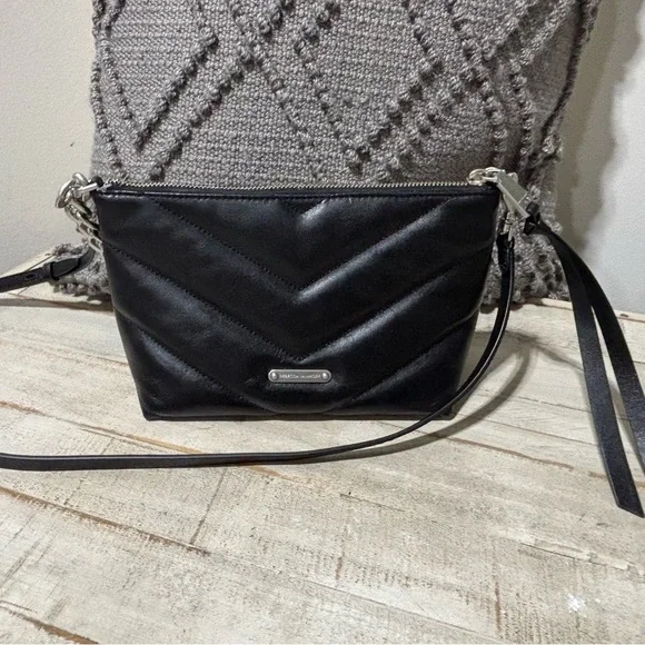 NWOT❤️Rebecca Minkoff Edie Quilted Convertible Bag - Picture 1 of 7